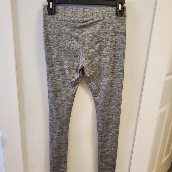 Grey leggins - Picture 2 of 4